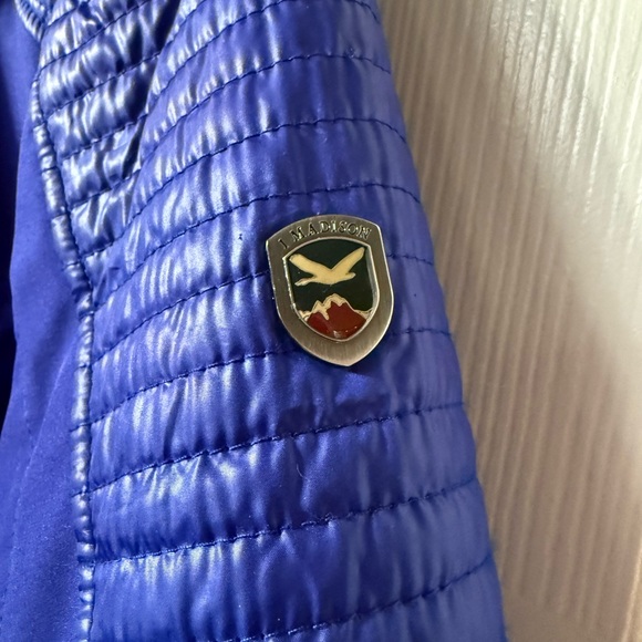 Quilted Blue Women’s Jacket - Picture 3 of 4